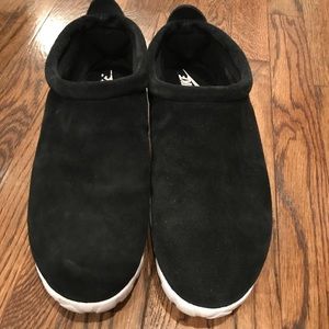 Nike air moc